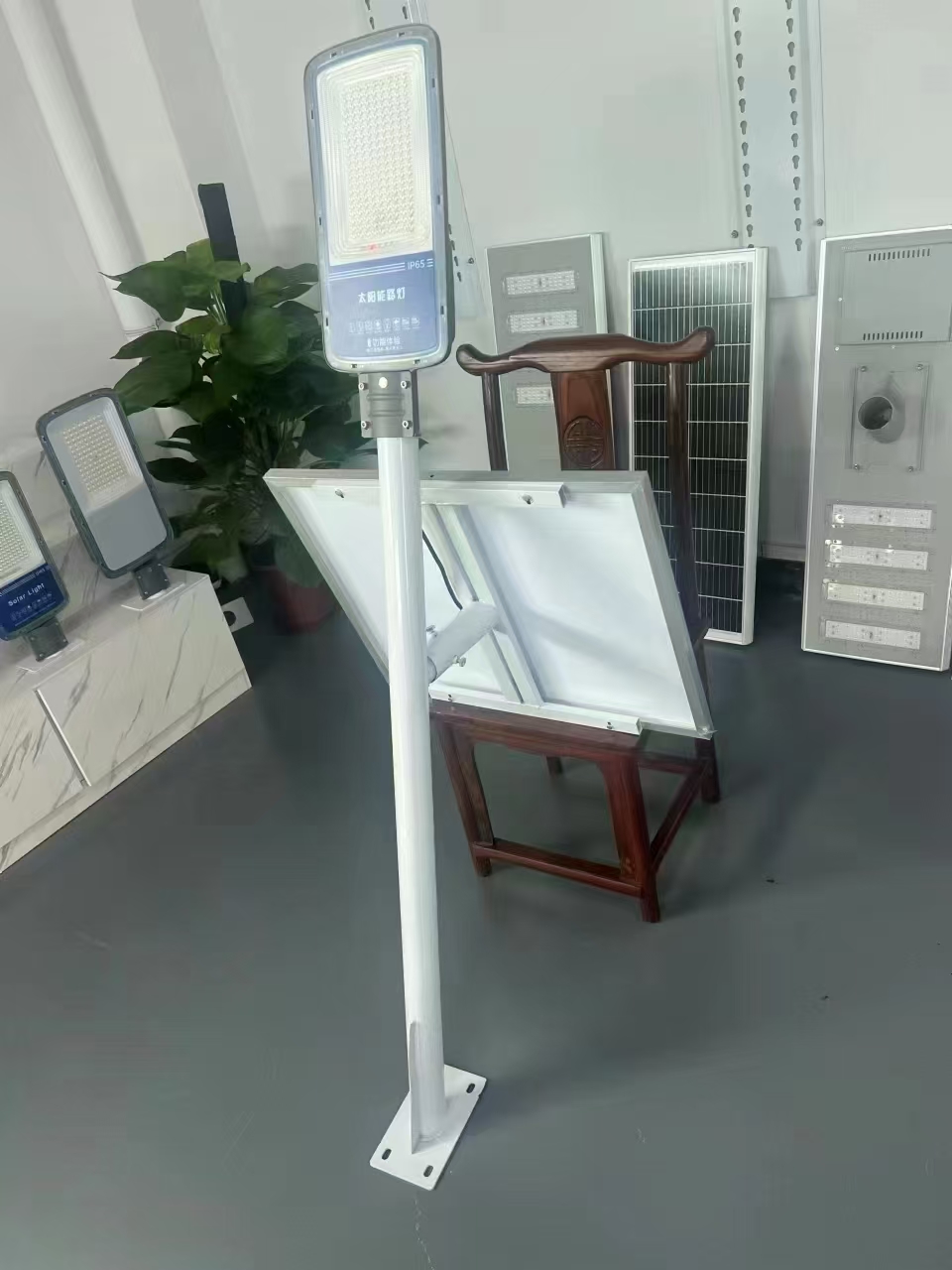 户外太阳能路灯